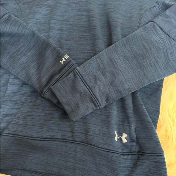 Under armour XS cold gear hoodie - Picture 2 of 3